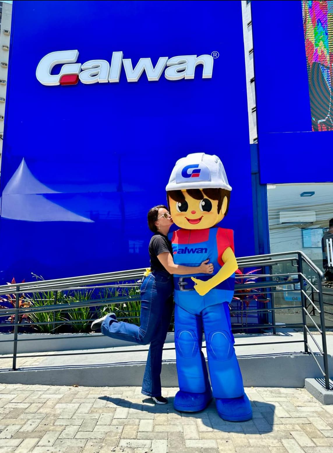 Galwinho, mascote da alegria, anima a festa do Dia das Crianças amanhã