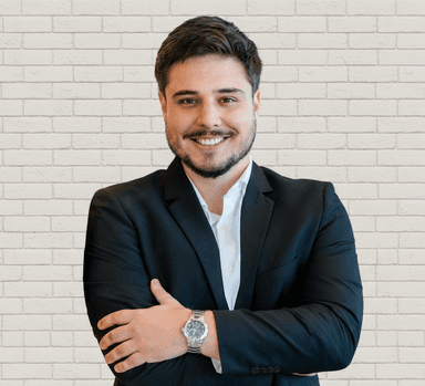 Lucas R. Galvêas Faria